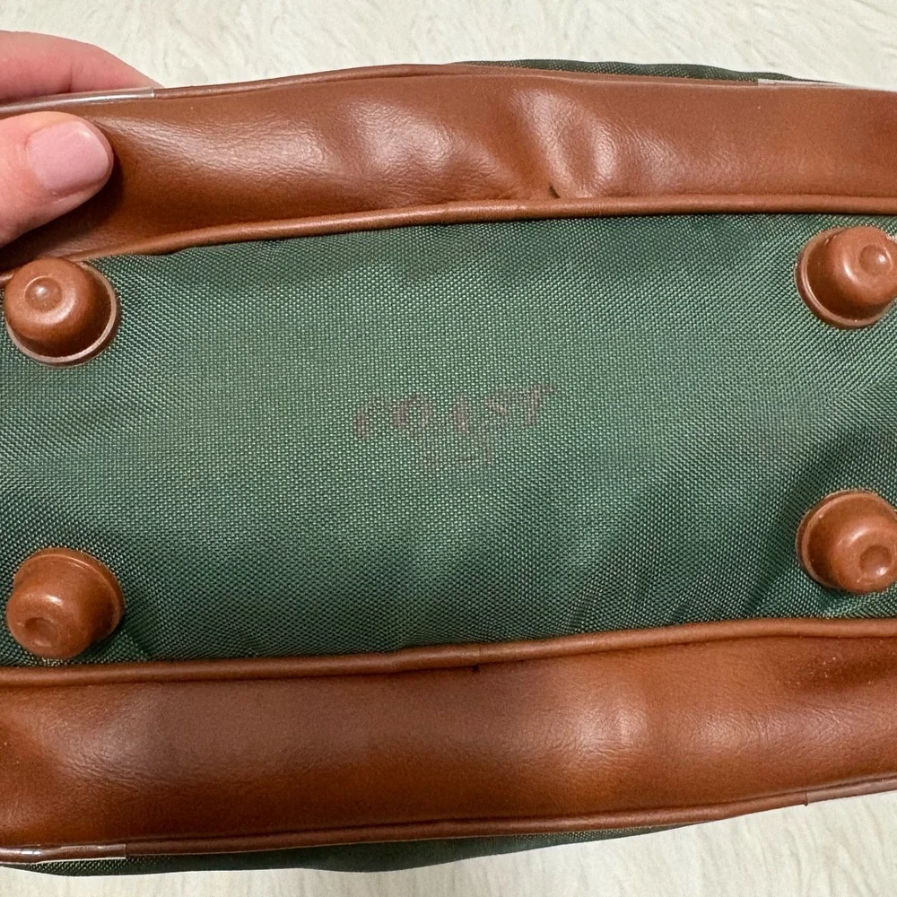 Vintage Coast Multi Compartment Camera Bag
